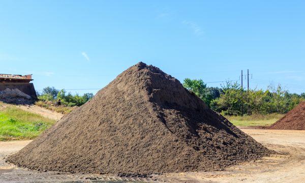 Bulk Topsoil Delivery in Newport Beach