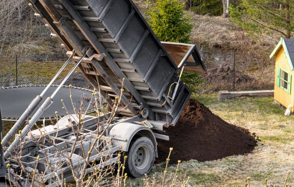 Yard Soil Delivery in Newport Beach